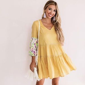 Tranquil Paradise Shift Dress In Primrose Yellow
